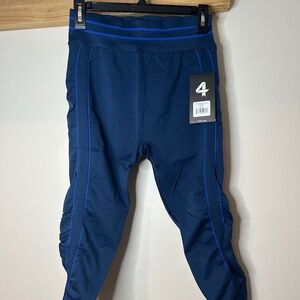 NWT FOURLAPS AERO SEAMLESS LEGGING